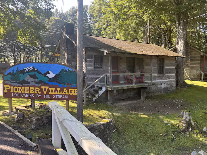 Cabin 8 — Cozy Mountain View Studio at Pioneer Village