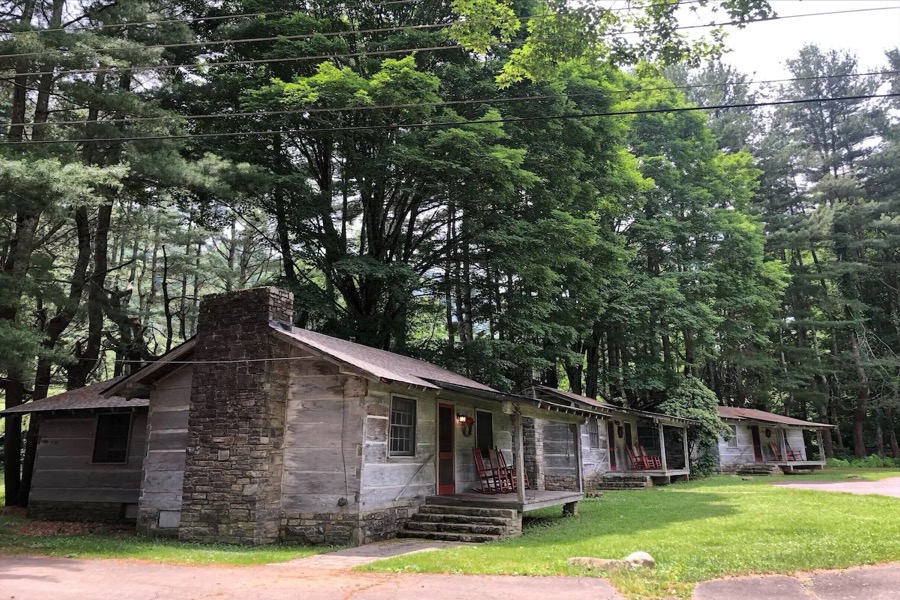 Cabin 10 at Pioneer Village